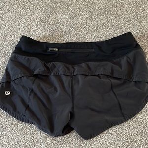 Lululemon speed up low rise lined shorts